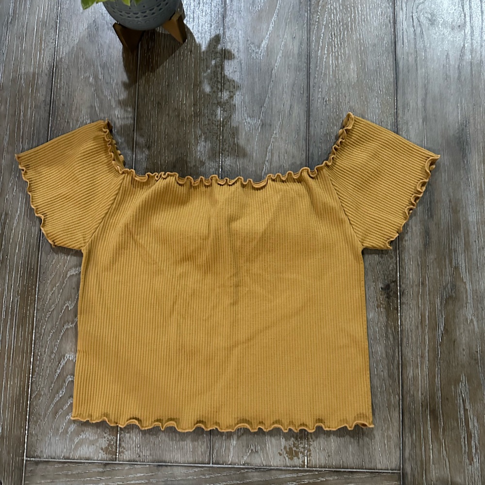 Aeropostale Seamless Crop - Picture 6 of 6